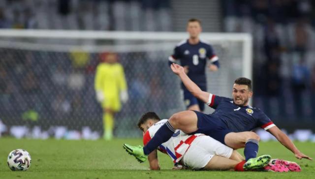 开云体育下载-苏格兰将帅承认失败 魔笛:坚持下去我们会走更远