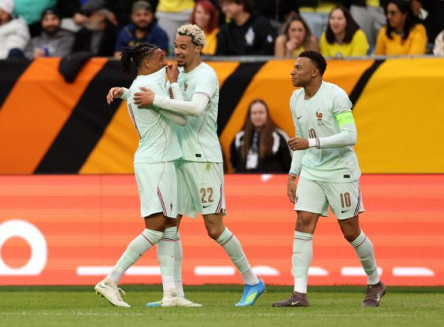 开云-法国队的两副面孔：德尚的战术赌博能走多远？|杜埃|哥伦比亚|基利安·姆巴佩|巴黎圣日耳曼|法国足球队_新浪体育_新浪新闻